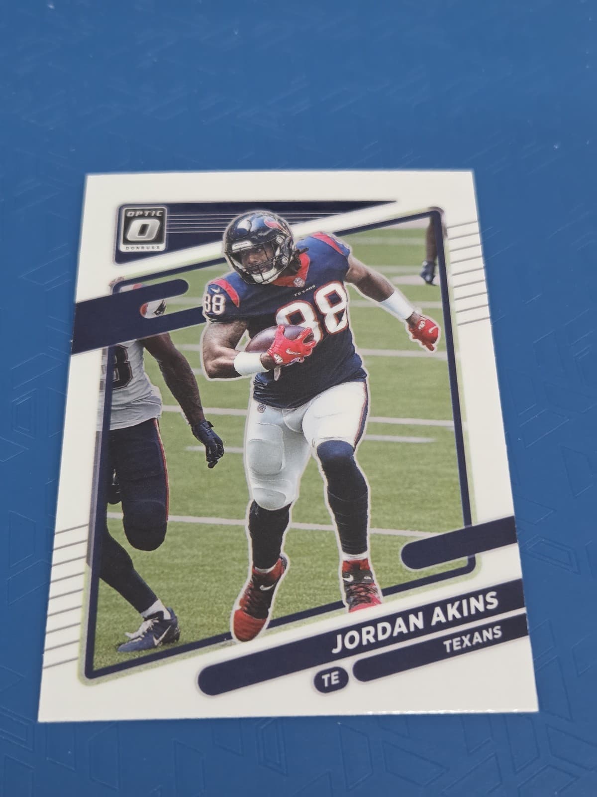 Jordan Akins trading card