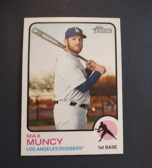 Max Muncy 2022 topps Topps Heritage