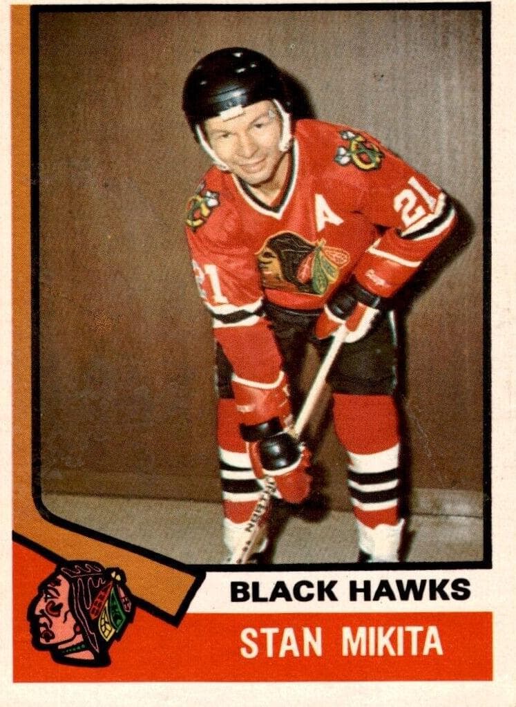 Stan Mikita 1974 topps O-Pee-Chee