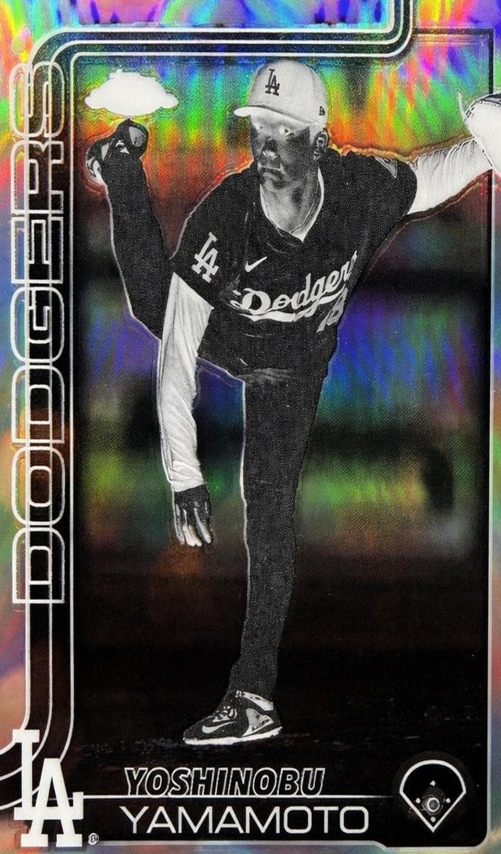 Yoshinobu Yamamoto 2025 topps Topps Chrome Logofractor Edition