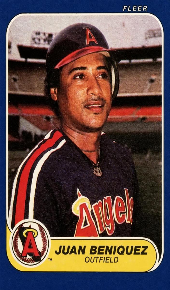 Juan Beniquez trading card