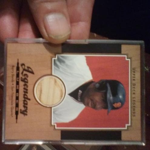 Barry Bonds 2001 upper-deck Legends Legendary Lumber