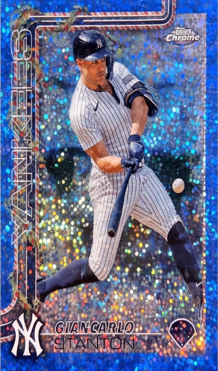 Giancarlo Stanton 2025 topps Holiday