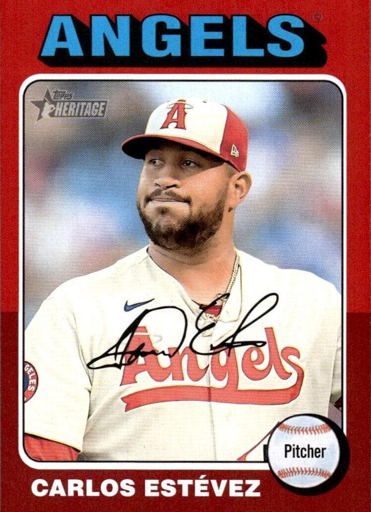 Carlos Estévez trading card
