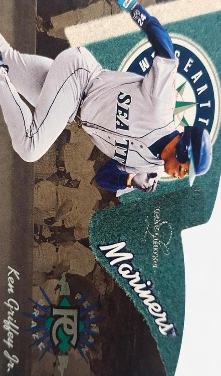 Ken Griffey Jr. 1996 leaf Leaf Limited