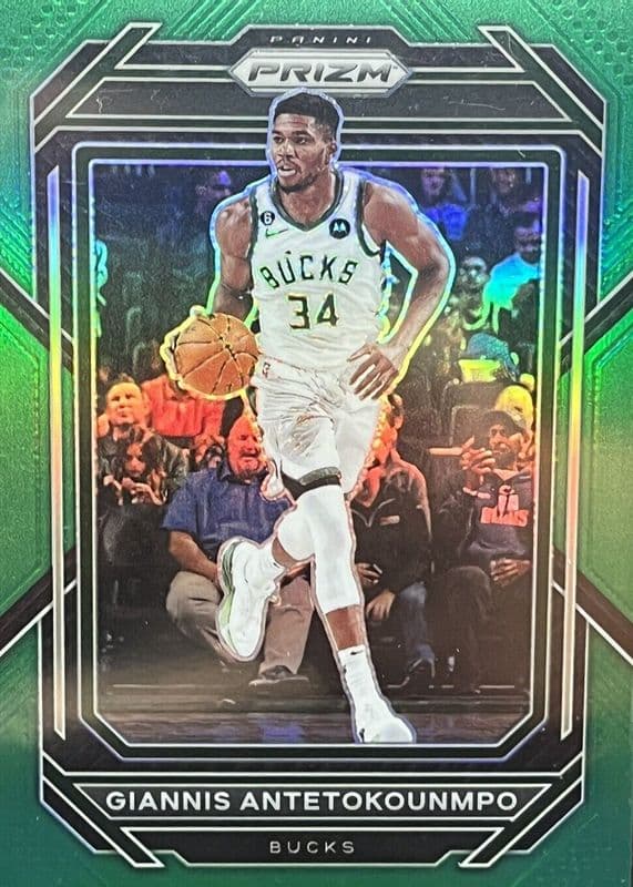 Giannis Antetokounmpo 2022 panini Prizm Choice Blue