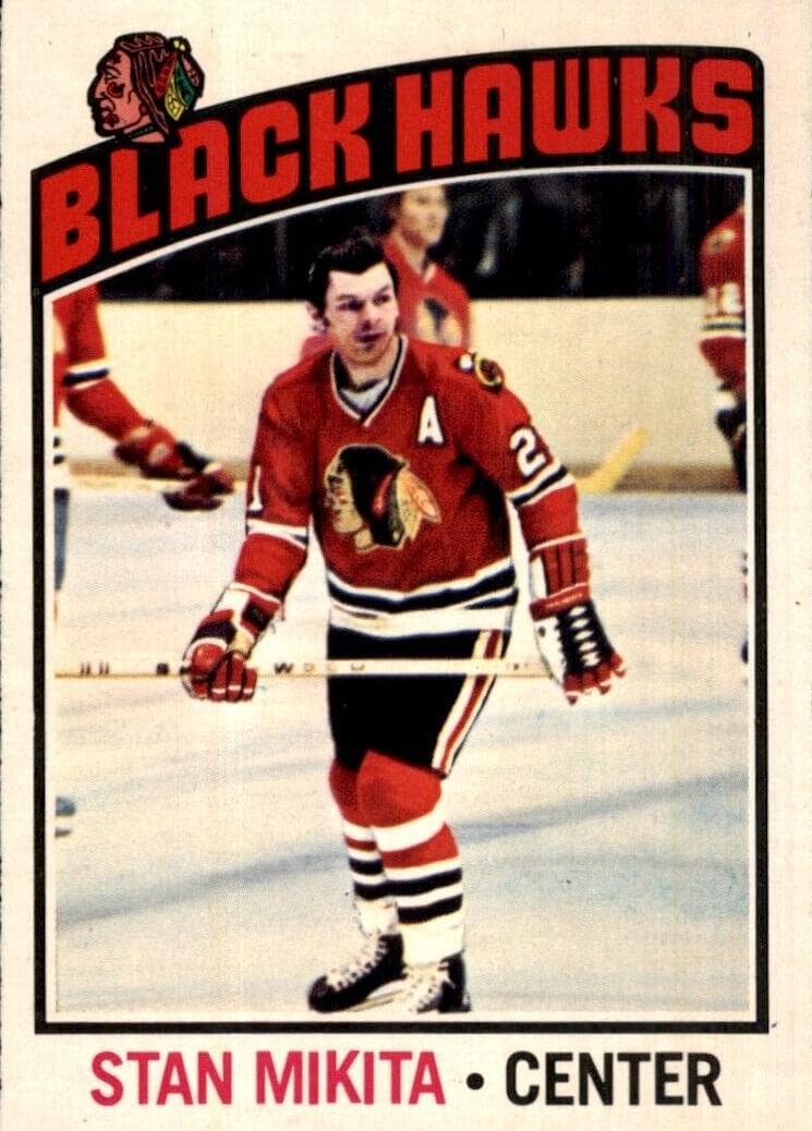 Stan Mikita 1976 topps O-Pee-Chee