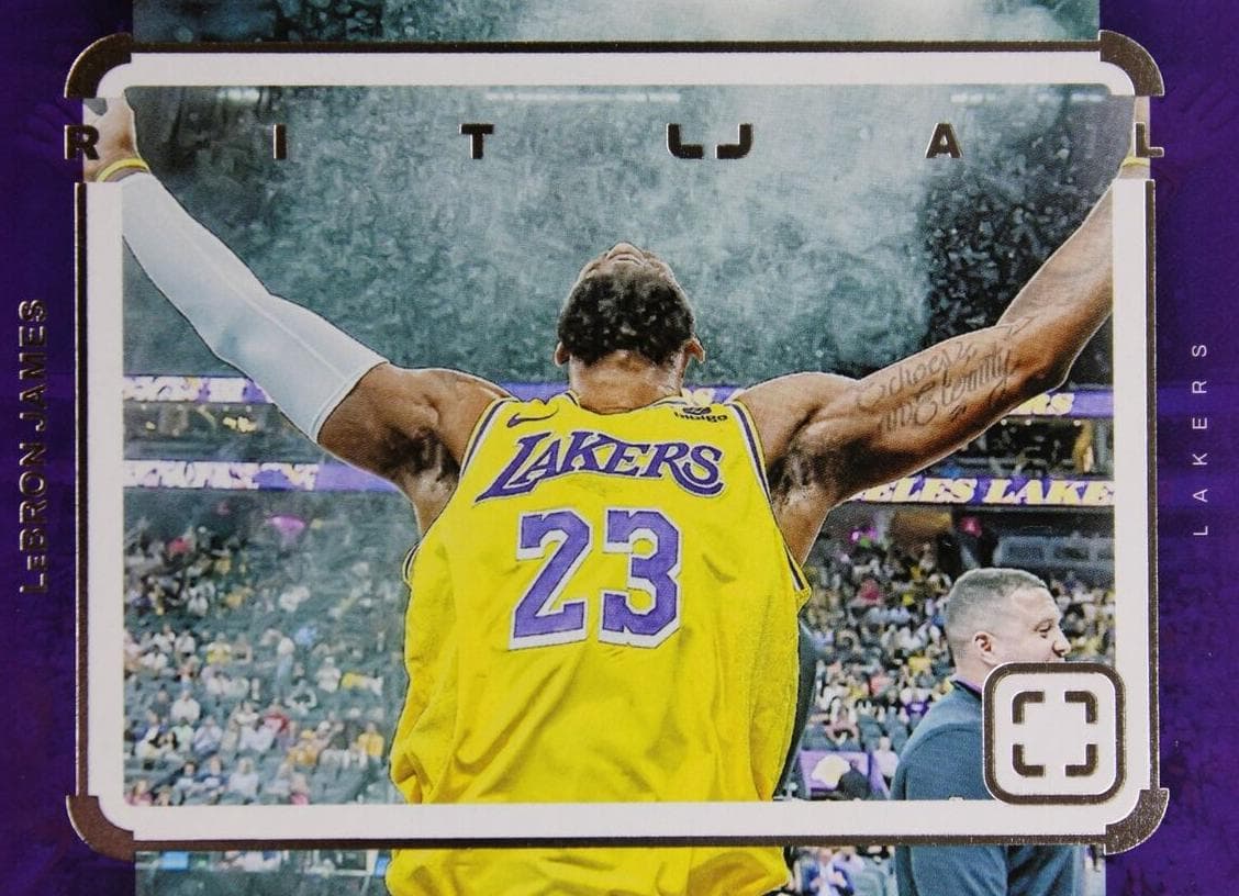 LeBron James 2023 panini Panini Photogenic