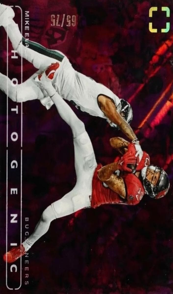 Mike Evans 2024 panini Panini Photogenic