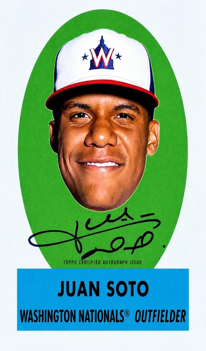 Juan Soto 2021 topps