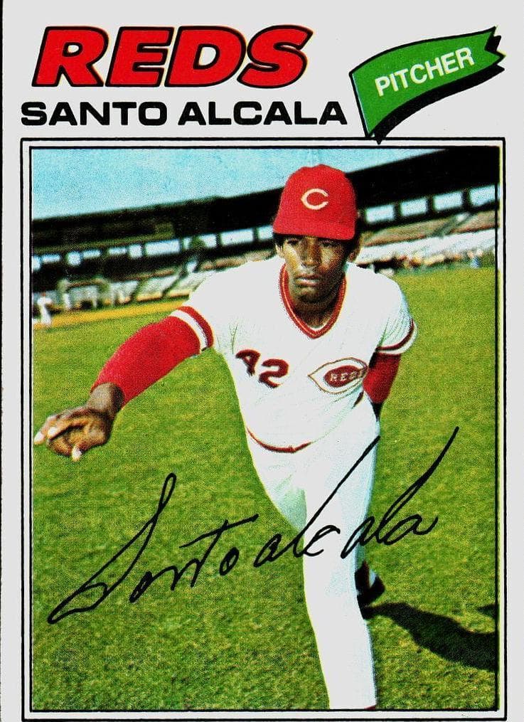 Santo Alcala 1977 topps Topps