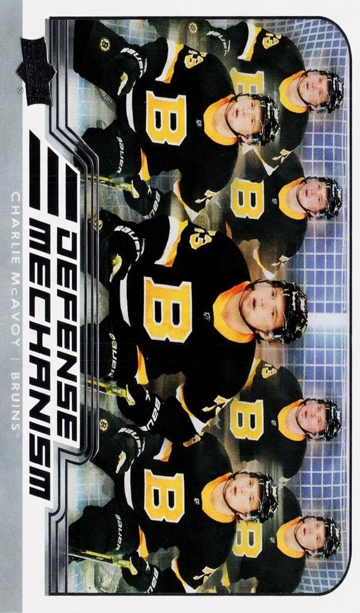 Charlie McAvoy 2022 upper-deck Upper Deck