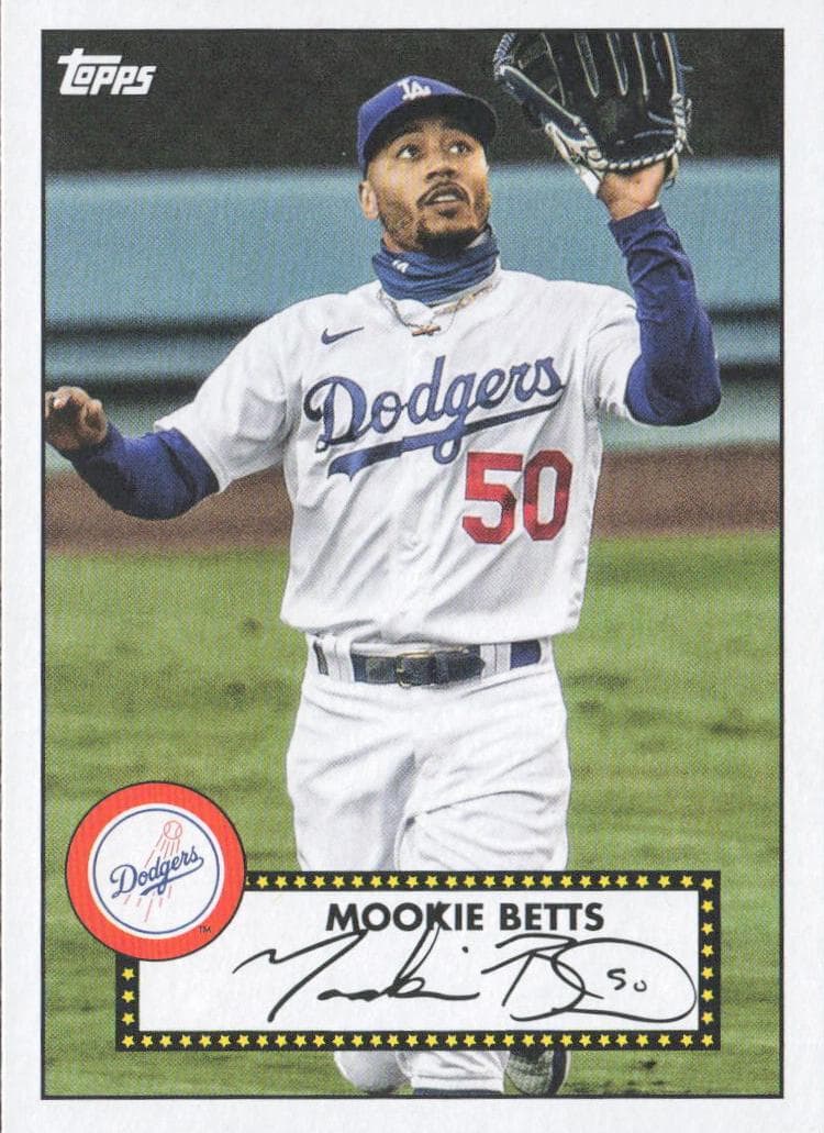 Mookie Betts 2021 topps Topps