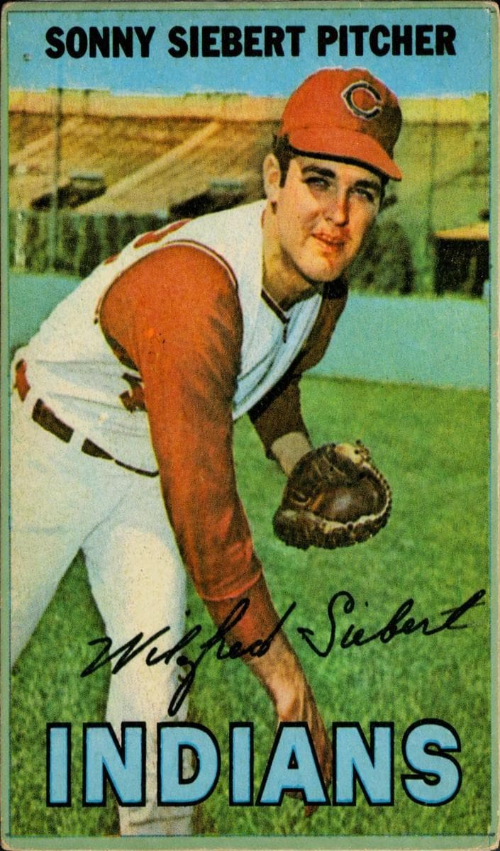 Sonny Siebert 1967 topps Topps Venezuelan