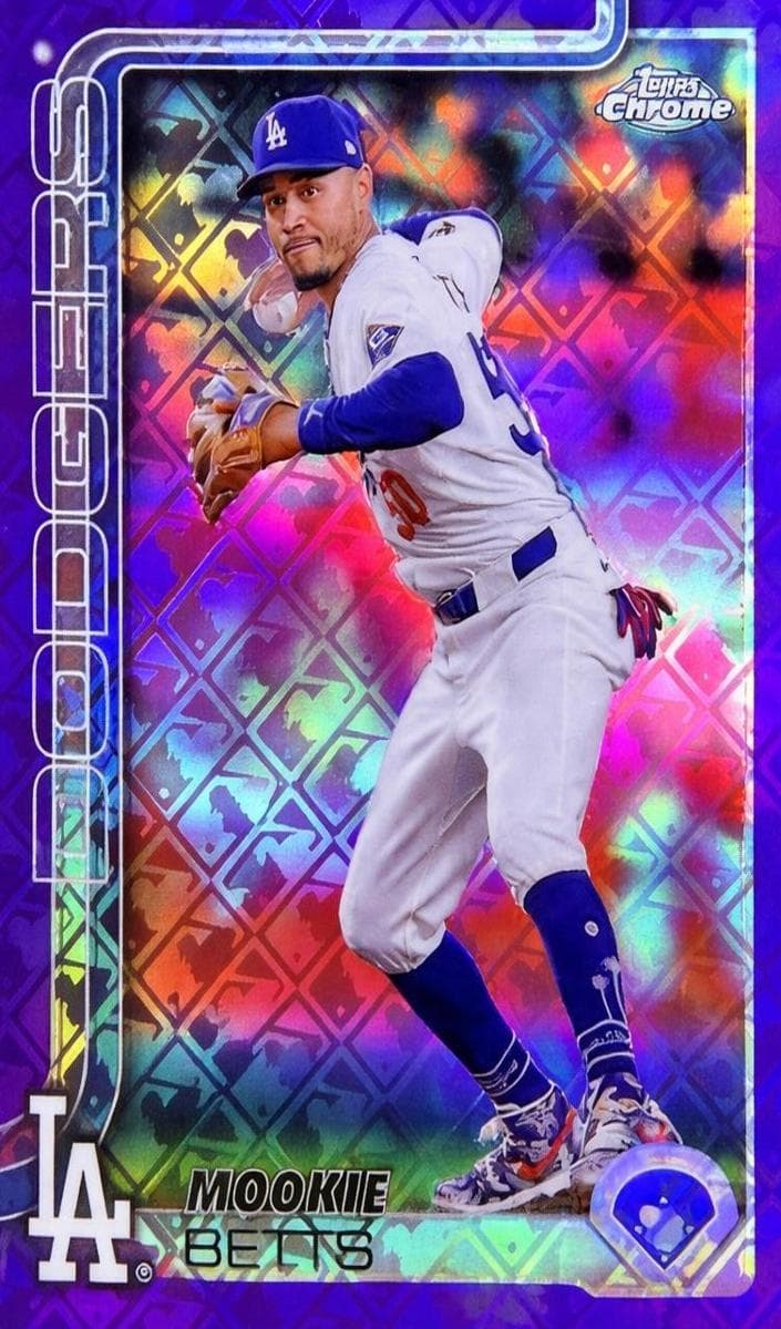 Mookie Betts 2025 topps Topps Chrome Logofractor Edition