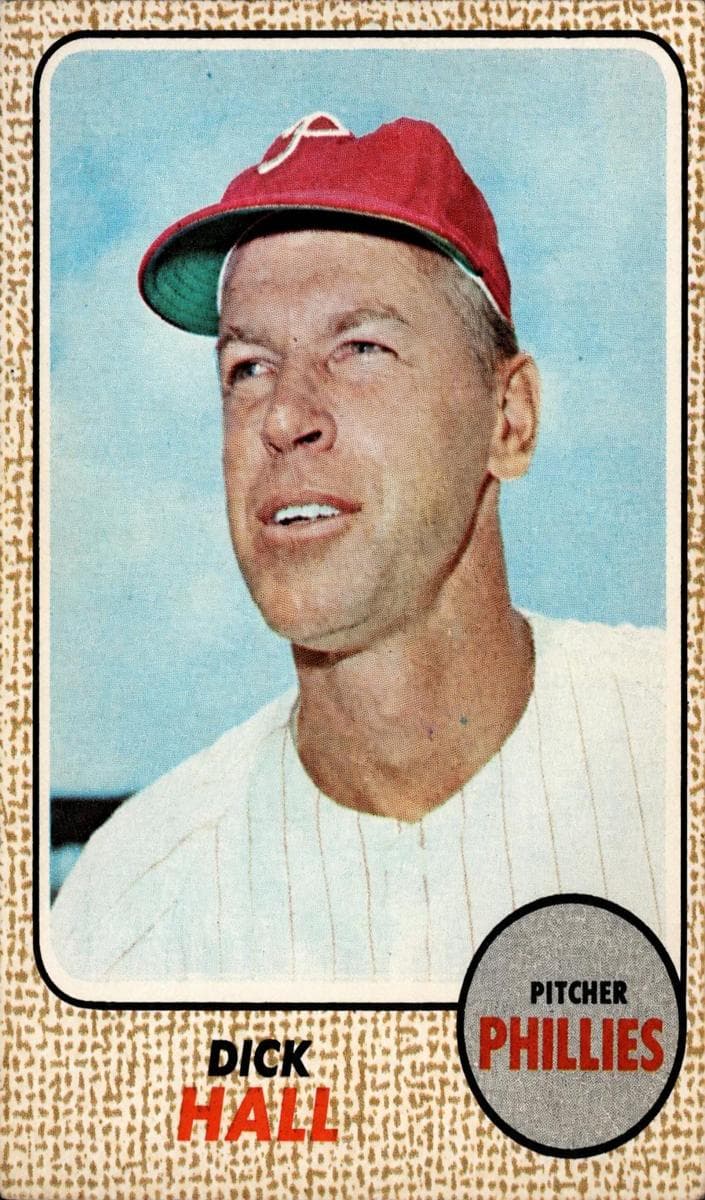 Dick Hall 1968 topps O-Pee-Chee