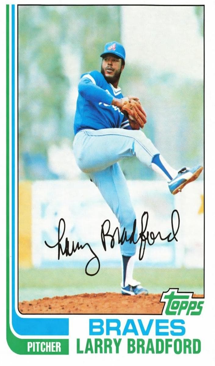 Larry Bradford trading card