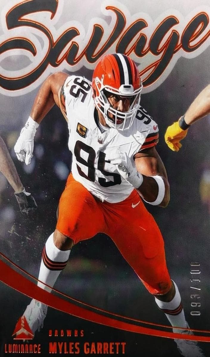 Myles Garrett 2025 panini Panini Luminance