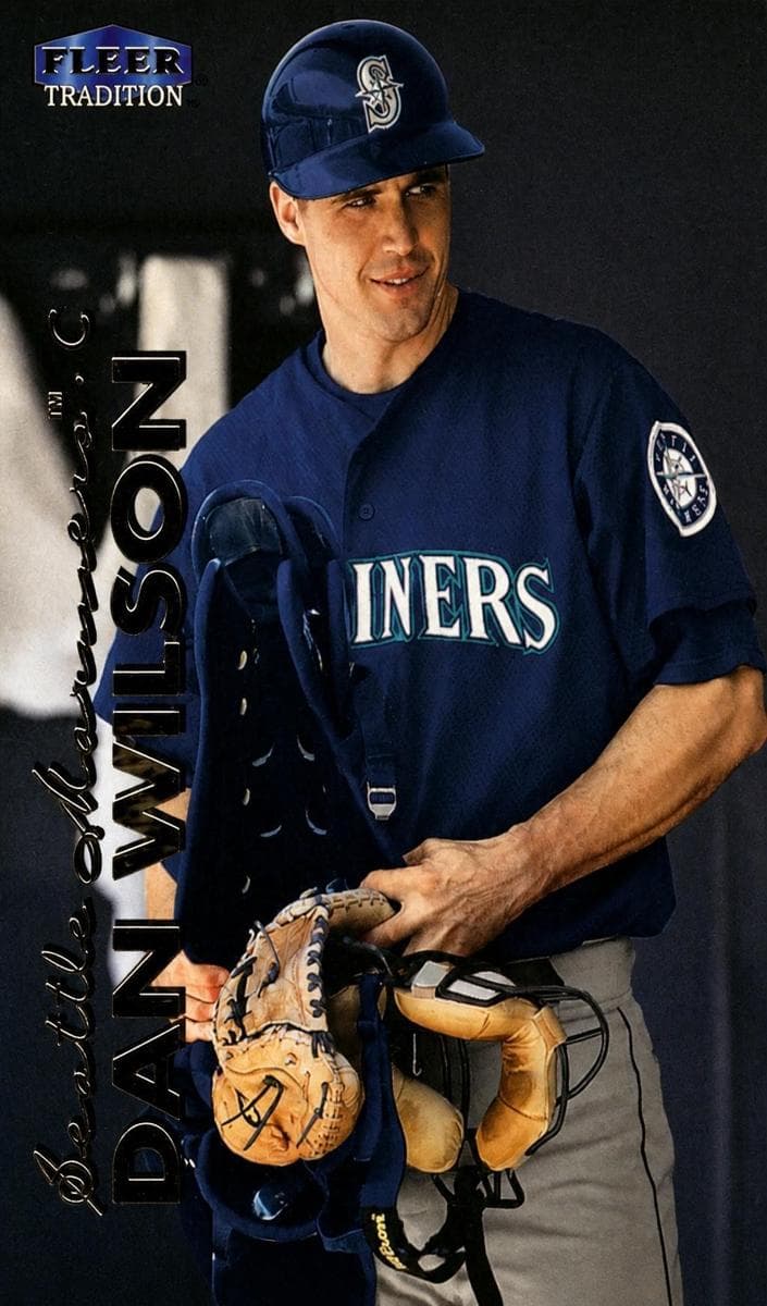 Dan Wilson 1999 fleer Fleer Tradition