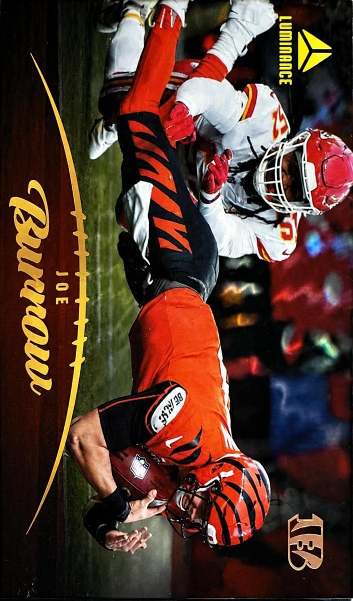 Joe Burrow 2023 panini Panini Luminance