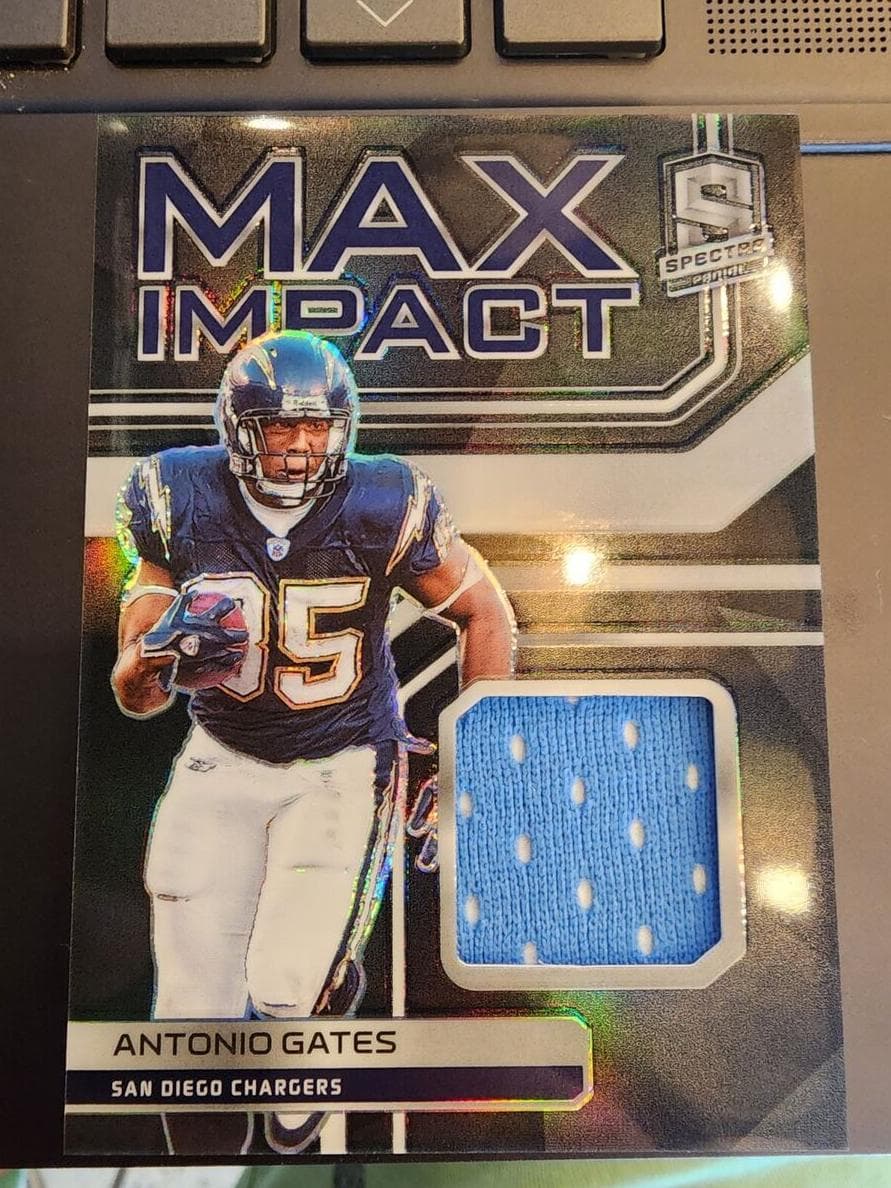 Antonio Gates 2022 panini Panini Spectra