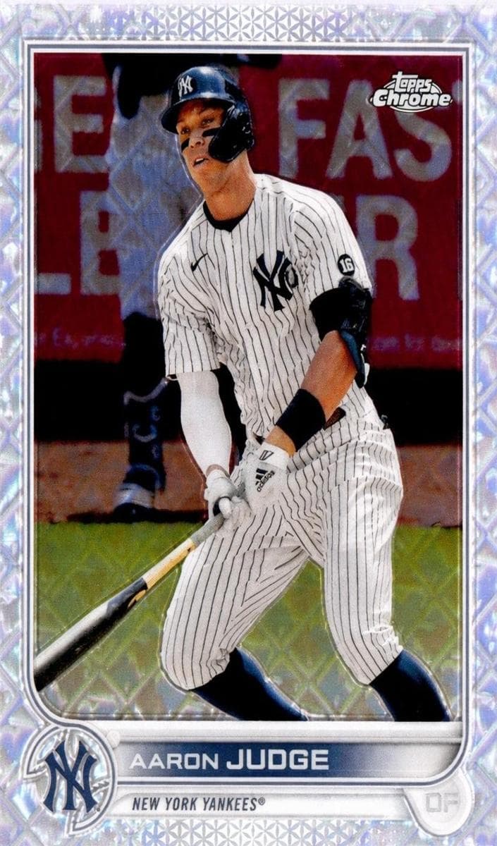 Aaron Judge 2022 topps Topps Chrome Logofractor Edition