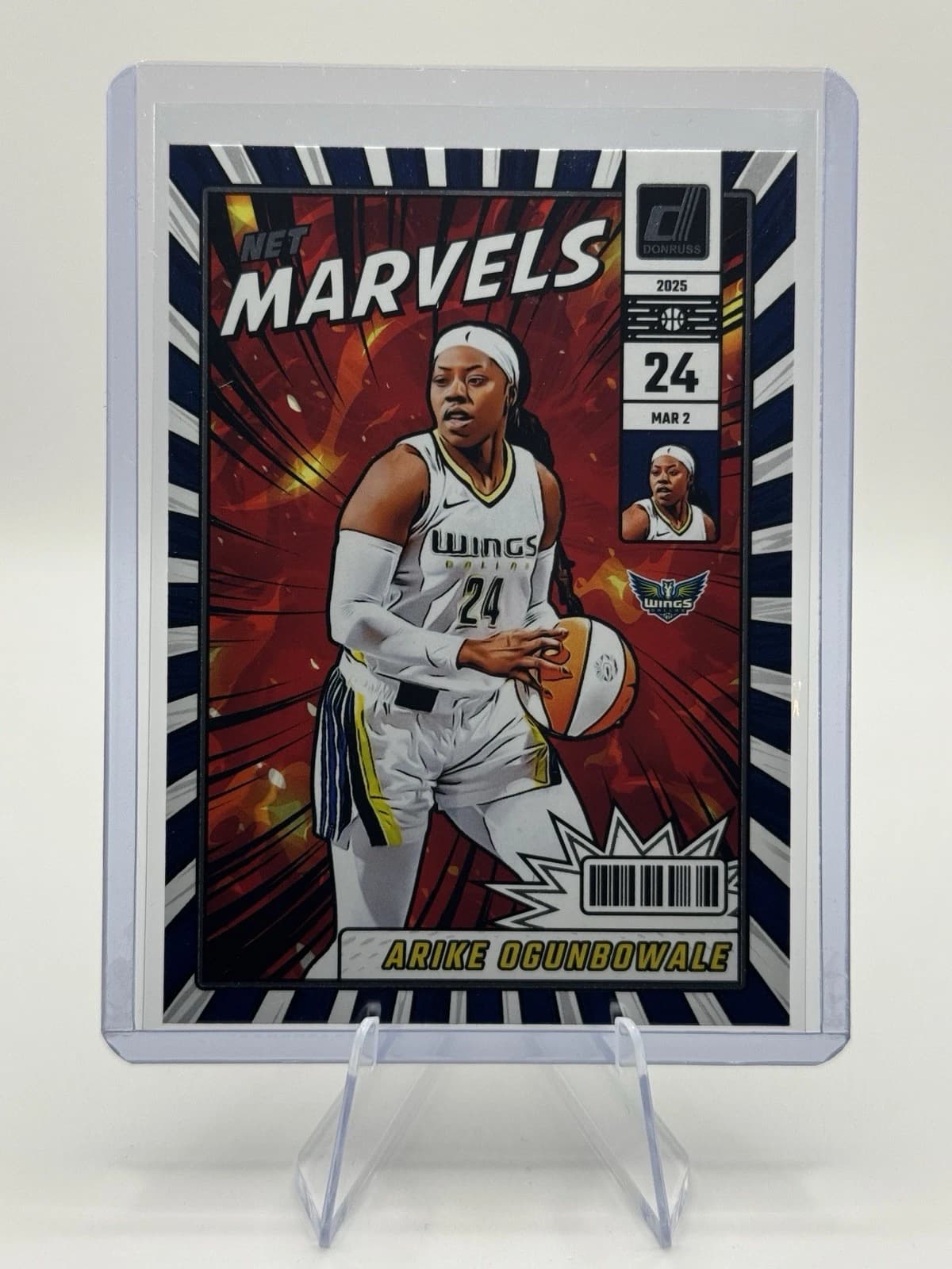 Arike Ogunbowale trading card