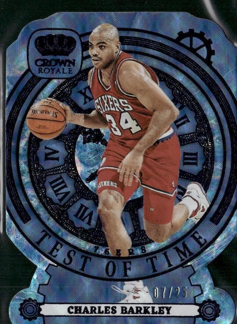 Giannis Antetokounmpo 2023 panini Panini Crown Royale