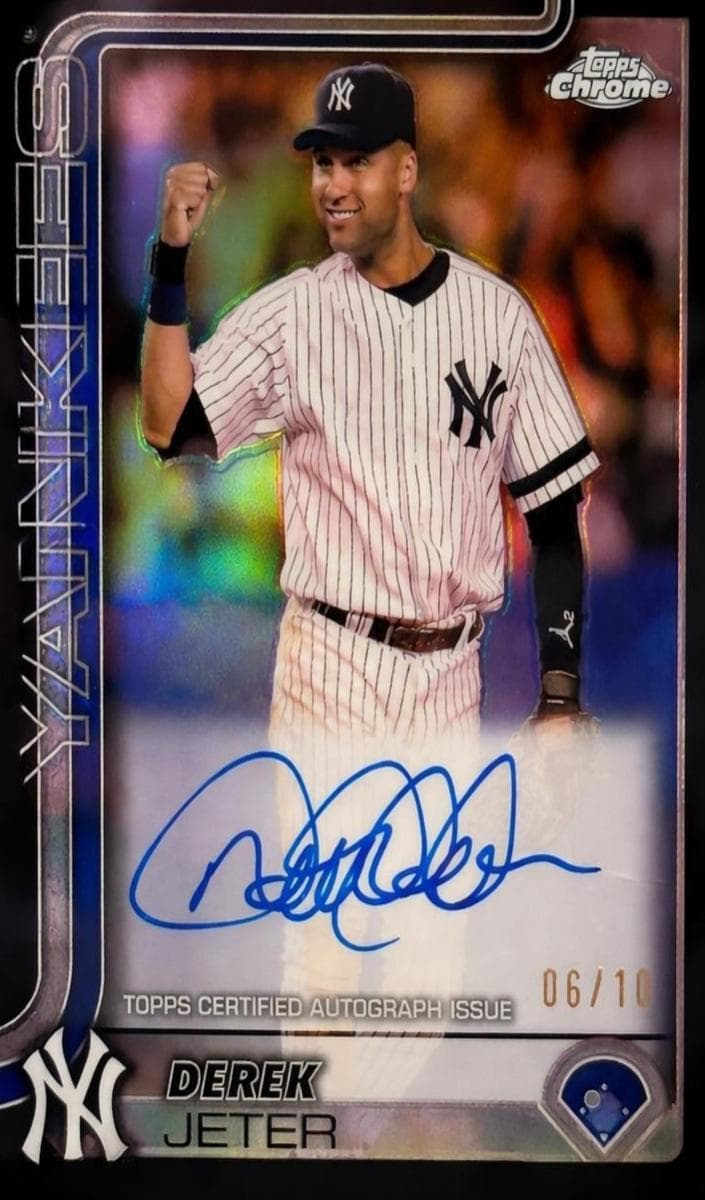 Derek Jeter 2025 Chrome auto card