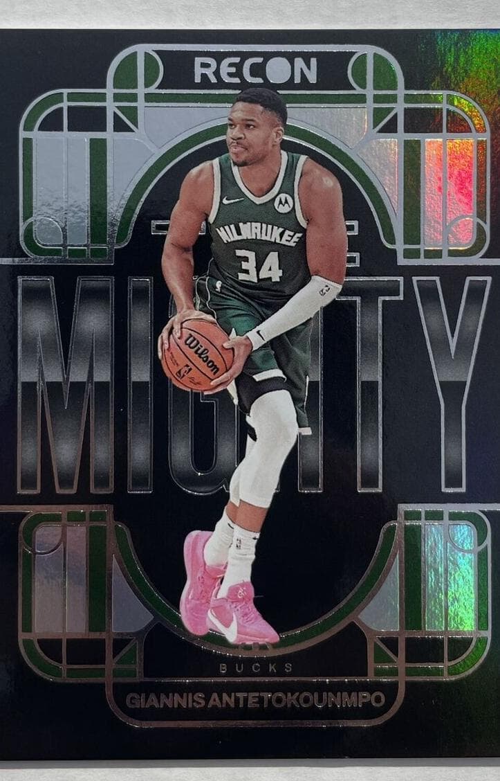 Giannis Antetokounmpo #16
