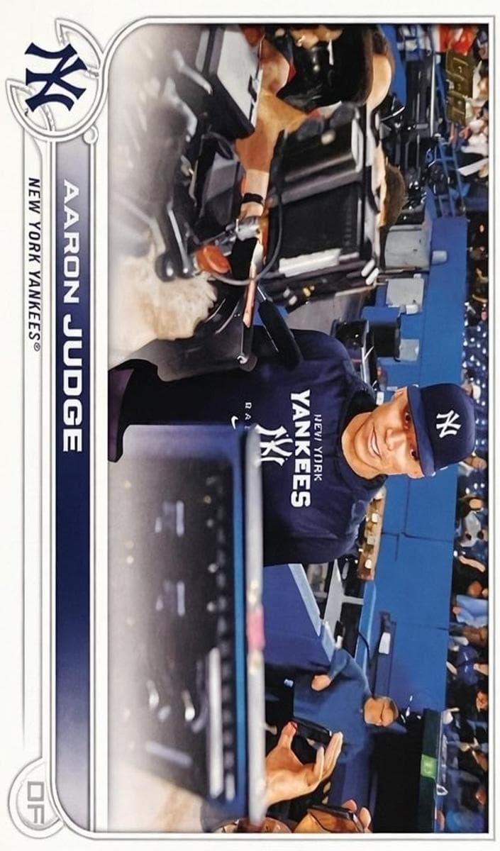 Aaron Judge 2022 topps Topps Update