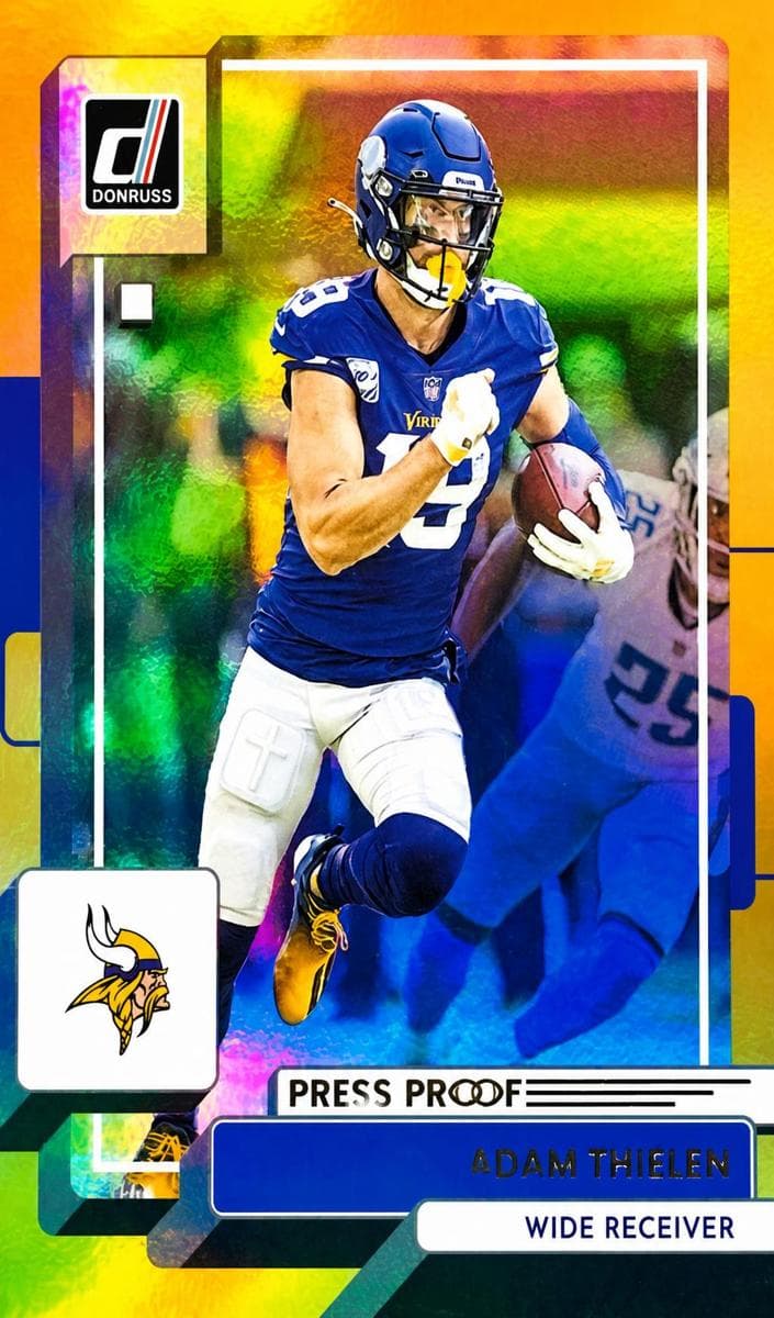 Adam Thielen 2022 panini Donruss