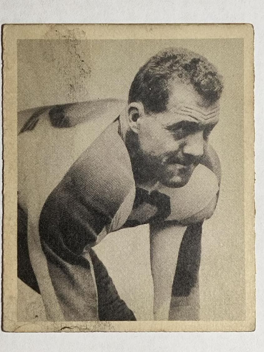 Vic Lindskog #30