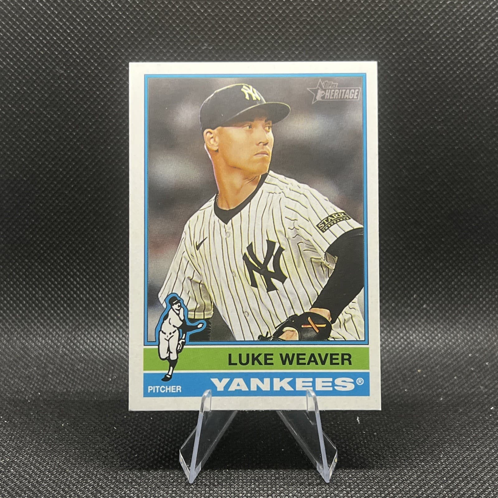 Luke Weaver 2025 Topps Heritage 2025 Topps Heritage