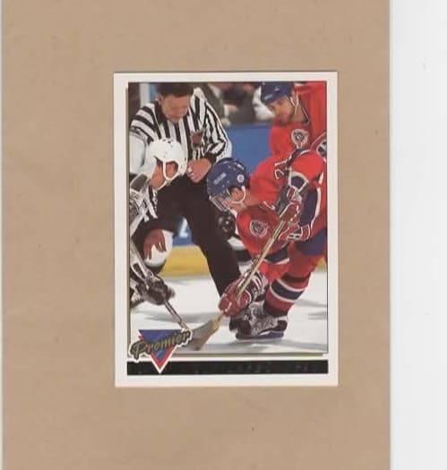 Guy Carbonneau 1993 topps O-Pee-Chee Premier