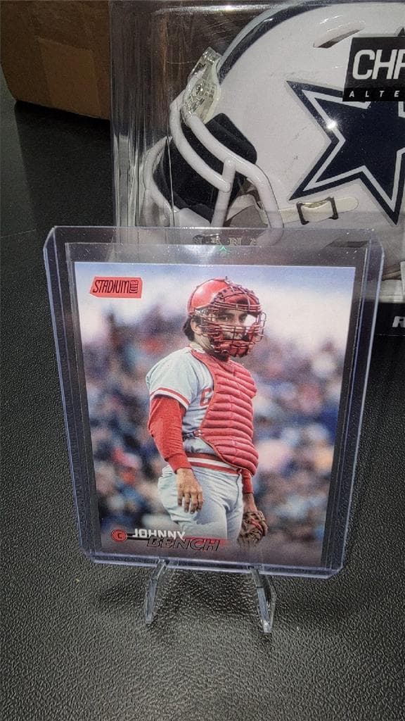 Johnny Bench Red 2023 Topps Stadium Club 2023 Topps Stadium Club