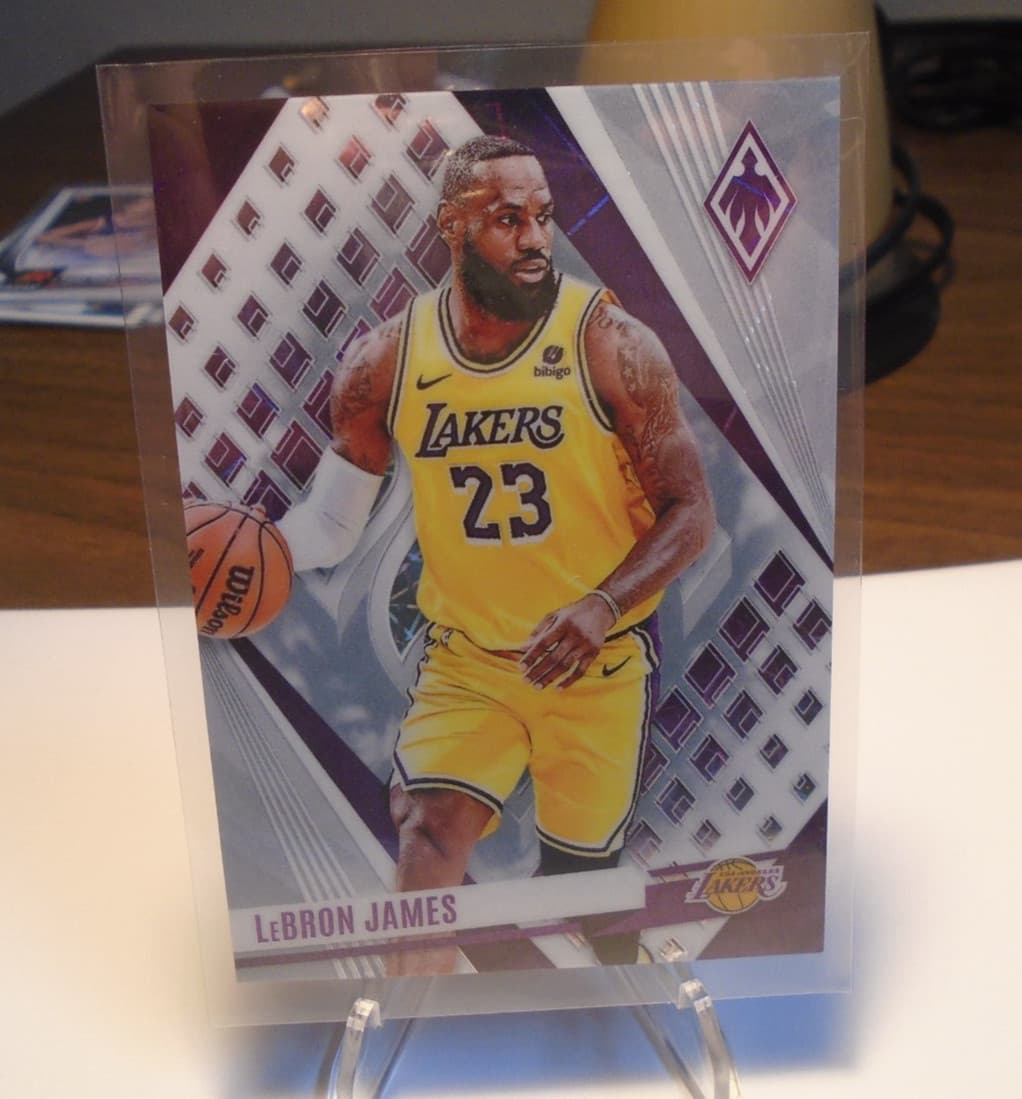 LeBron James 2023 panini