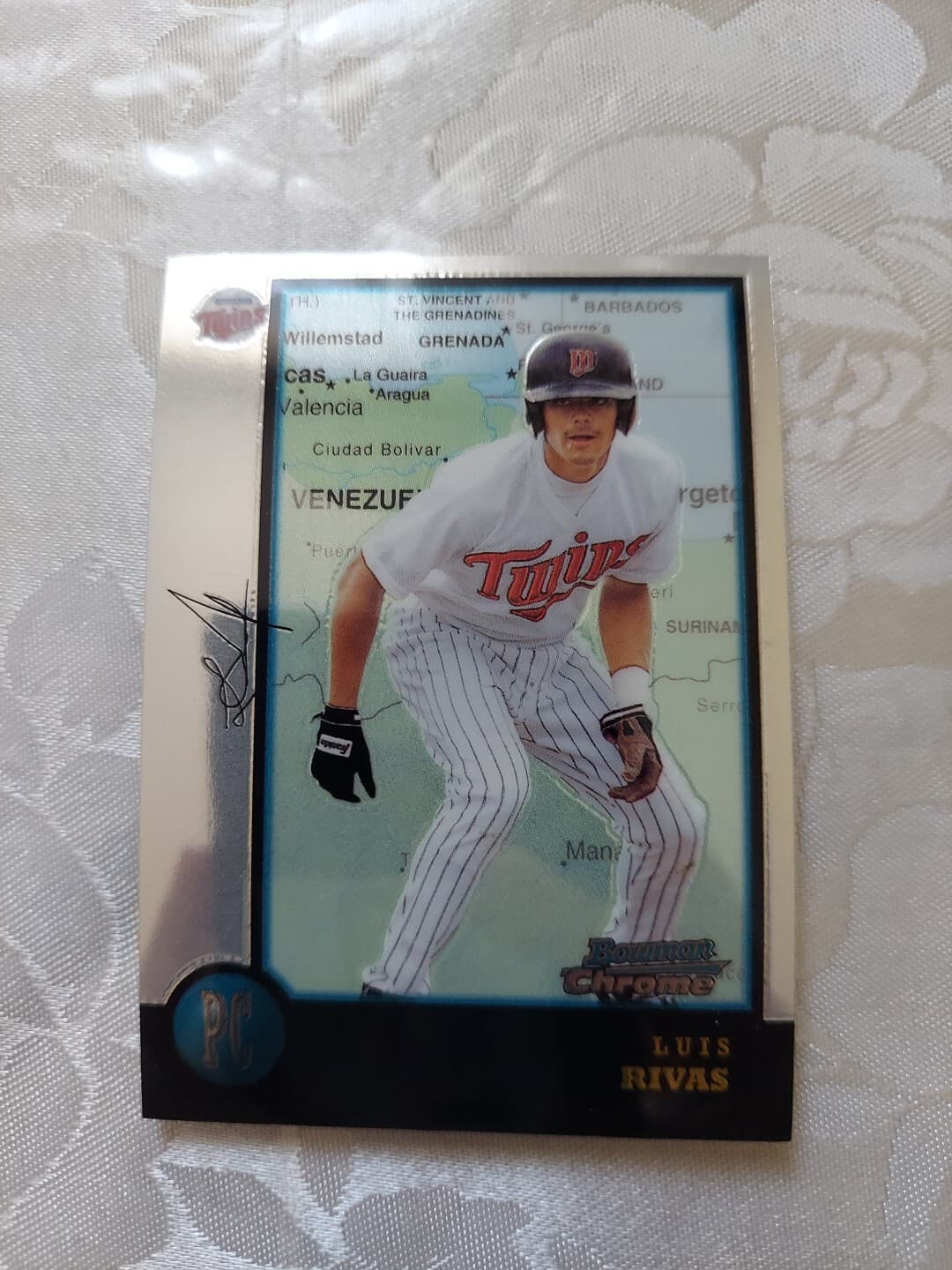 International Twins Baseball 1998 Bowman Chrome
