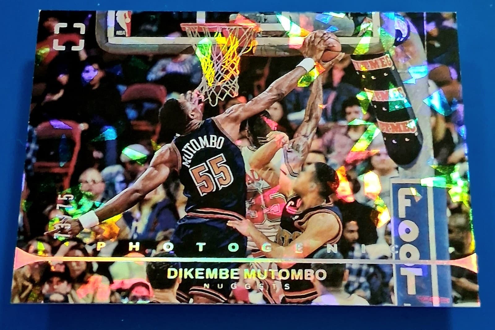 Dikembe Mutombo trading card