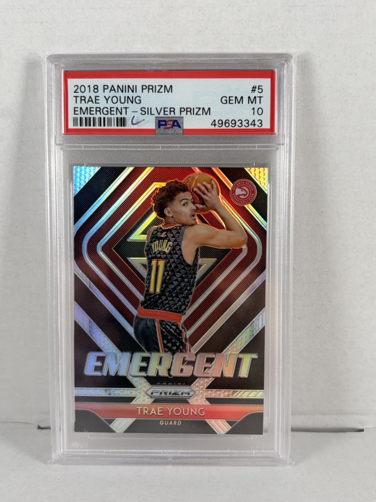 Emergent Trae Young 2018 Panini Prizm 2018 Panini Prizm
