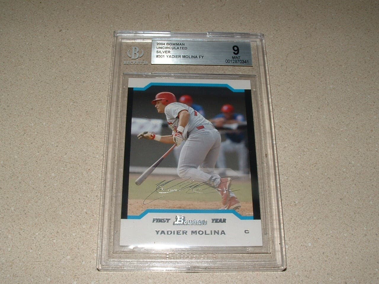 Yadier Molina trading card