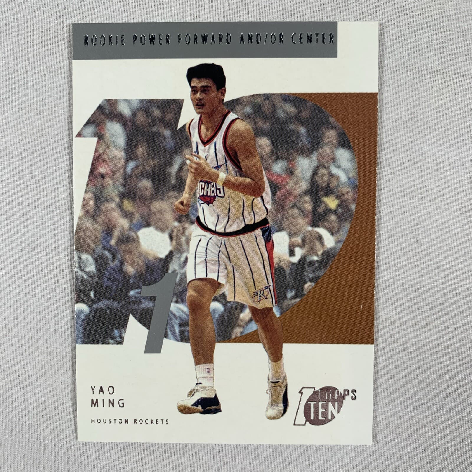 Ten Yao Ming 2002 Topps