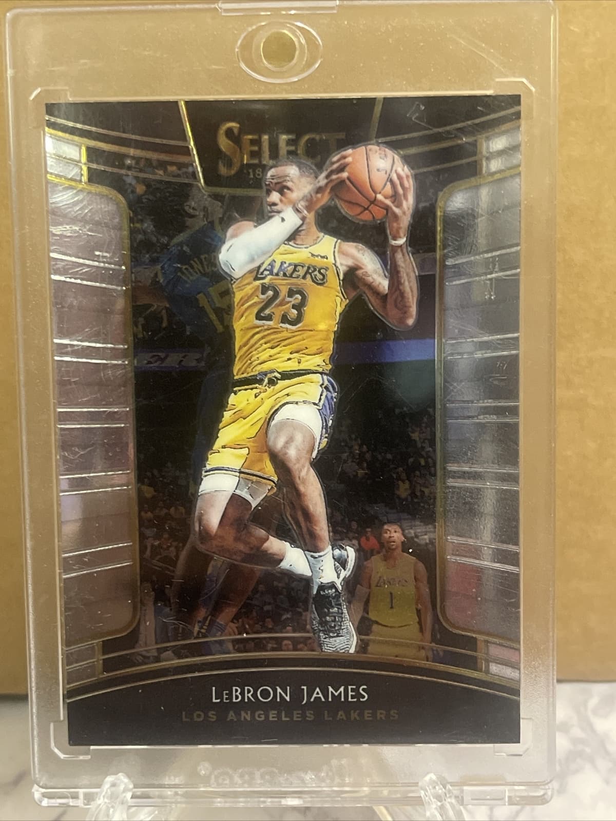 Lebron James Silver 2018 Panini Select