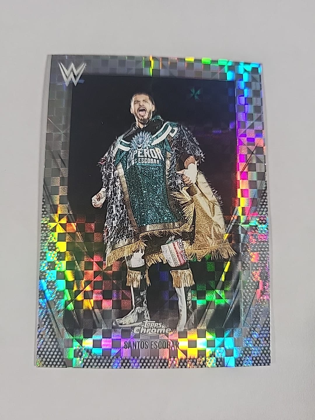 Santos Escobar trading card