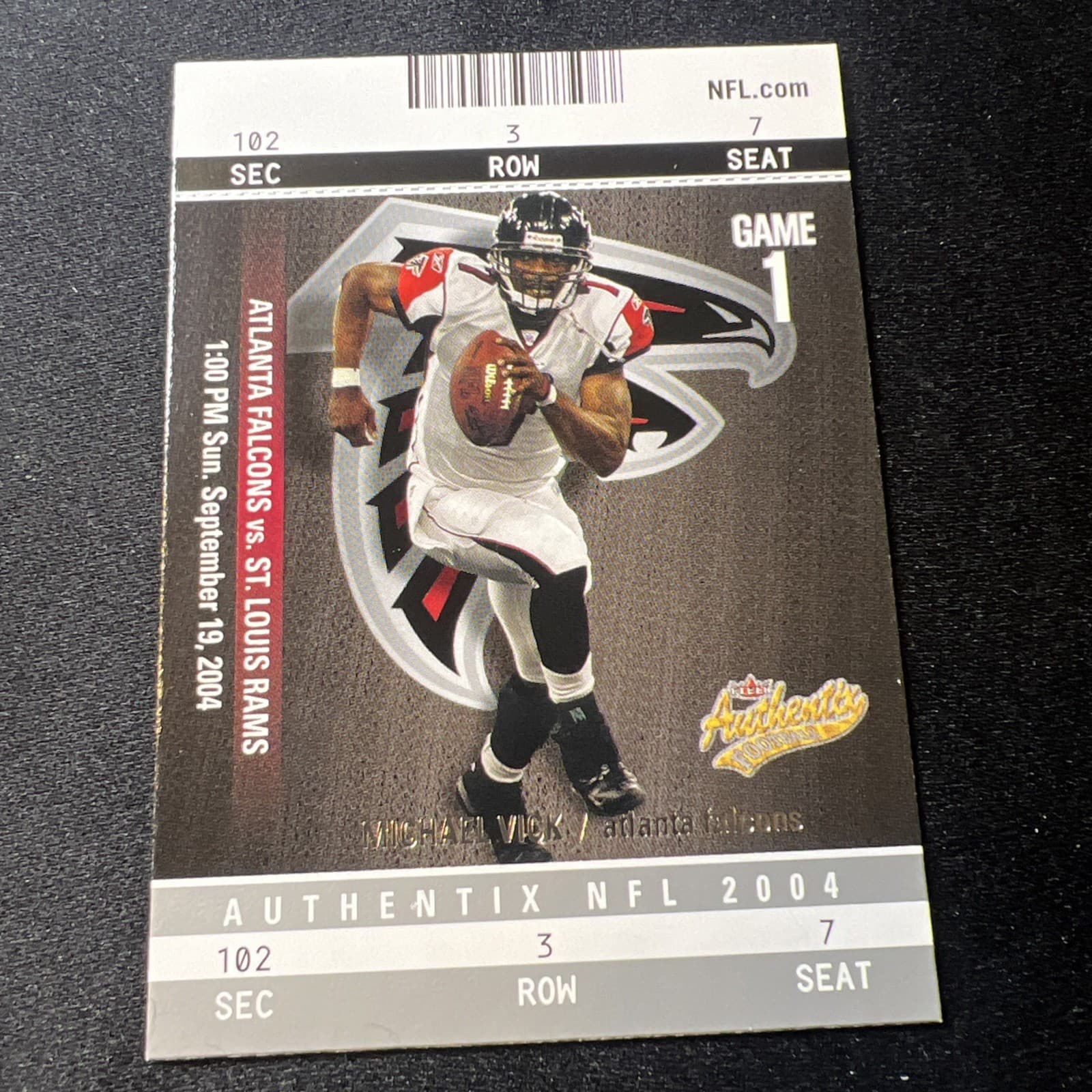 Authentix Michael Vick 2004 Fleer