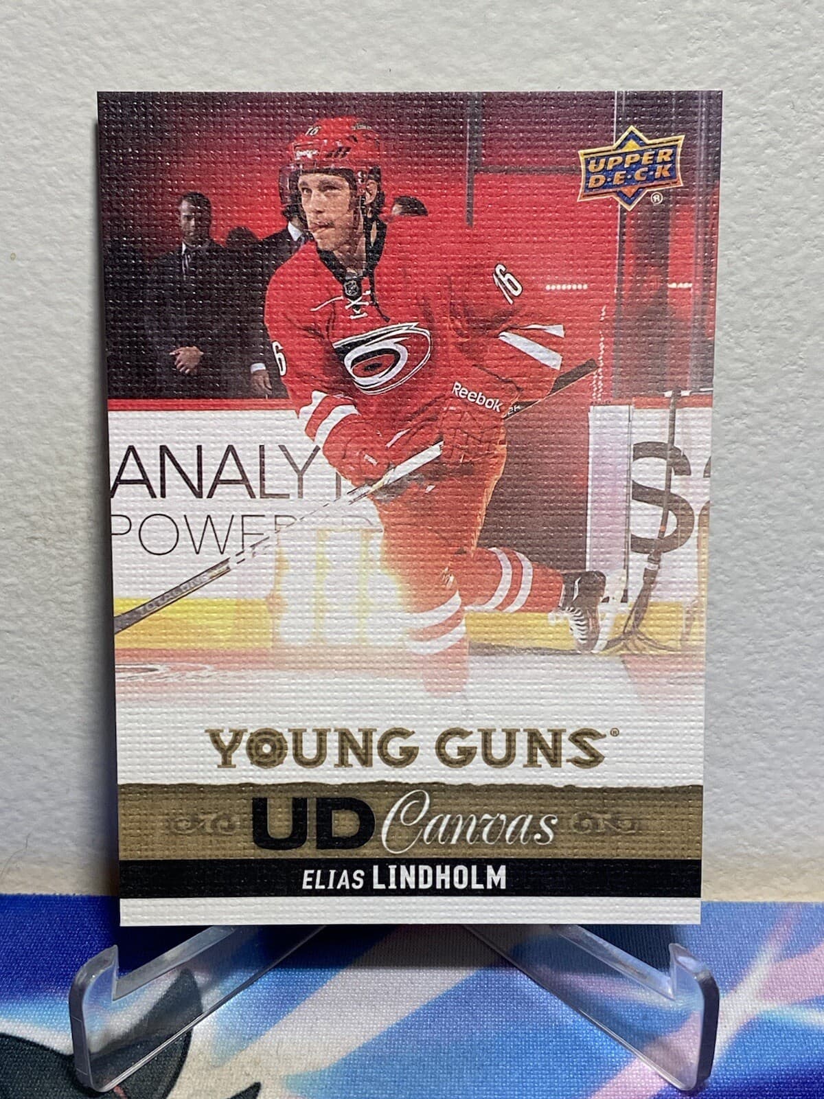 Elias Lindholm trading card