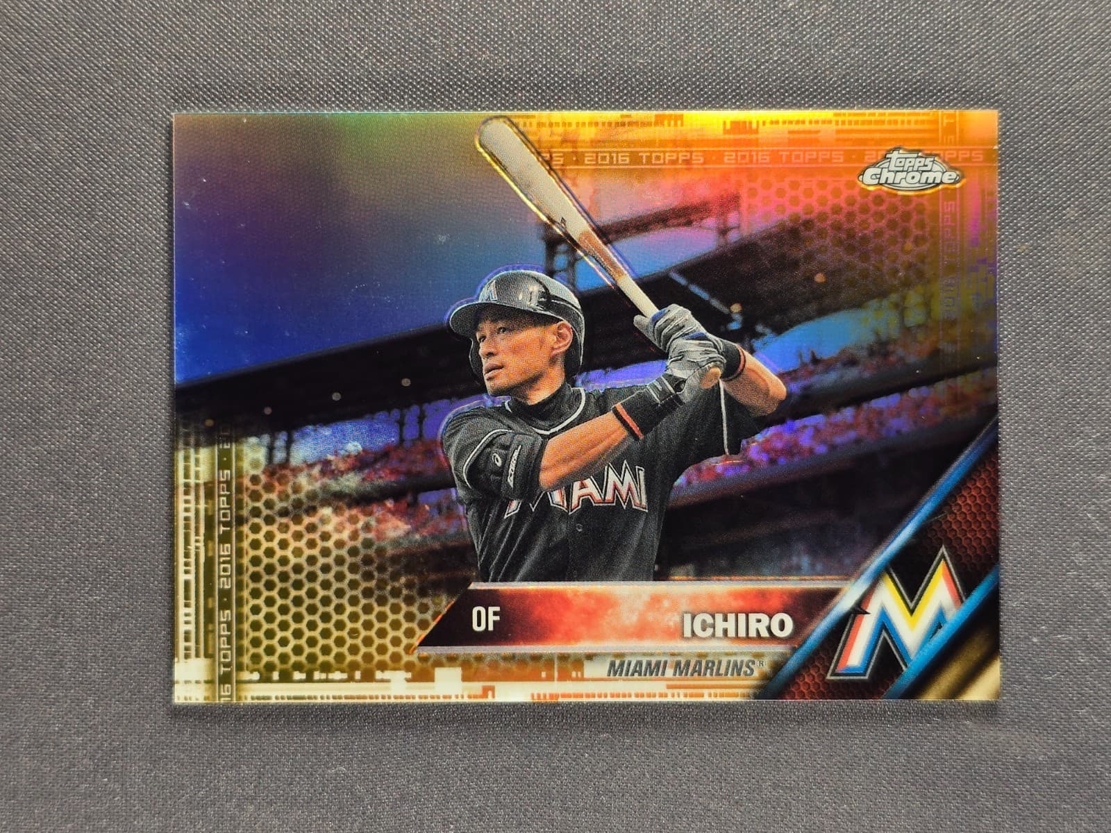 Ichiro Suzuki 2016 Topps Chrome 2016 Topps Chrome orange-refractor example 1