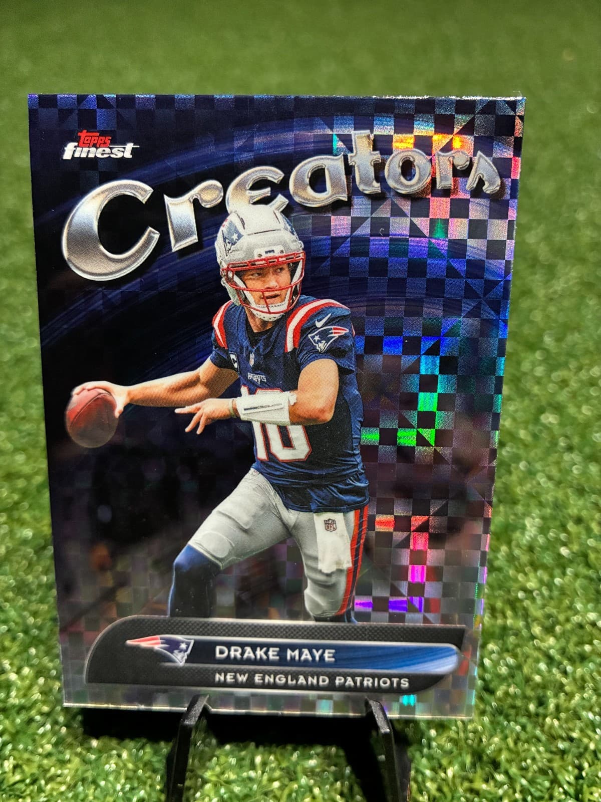 Football Drake Maye 2025 Topps Finest