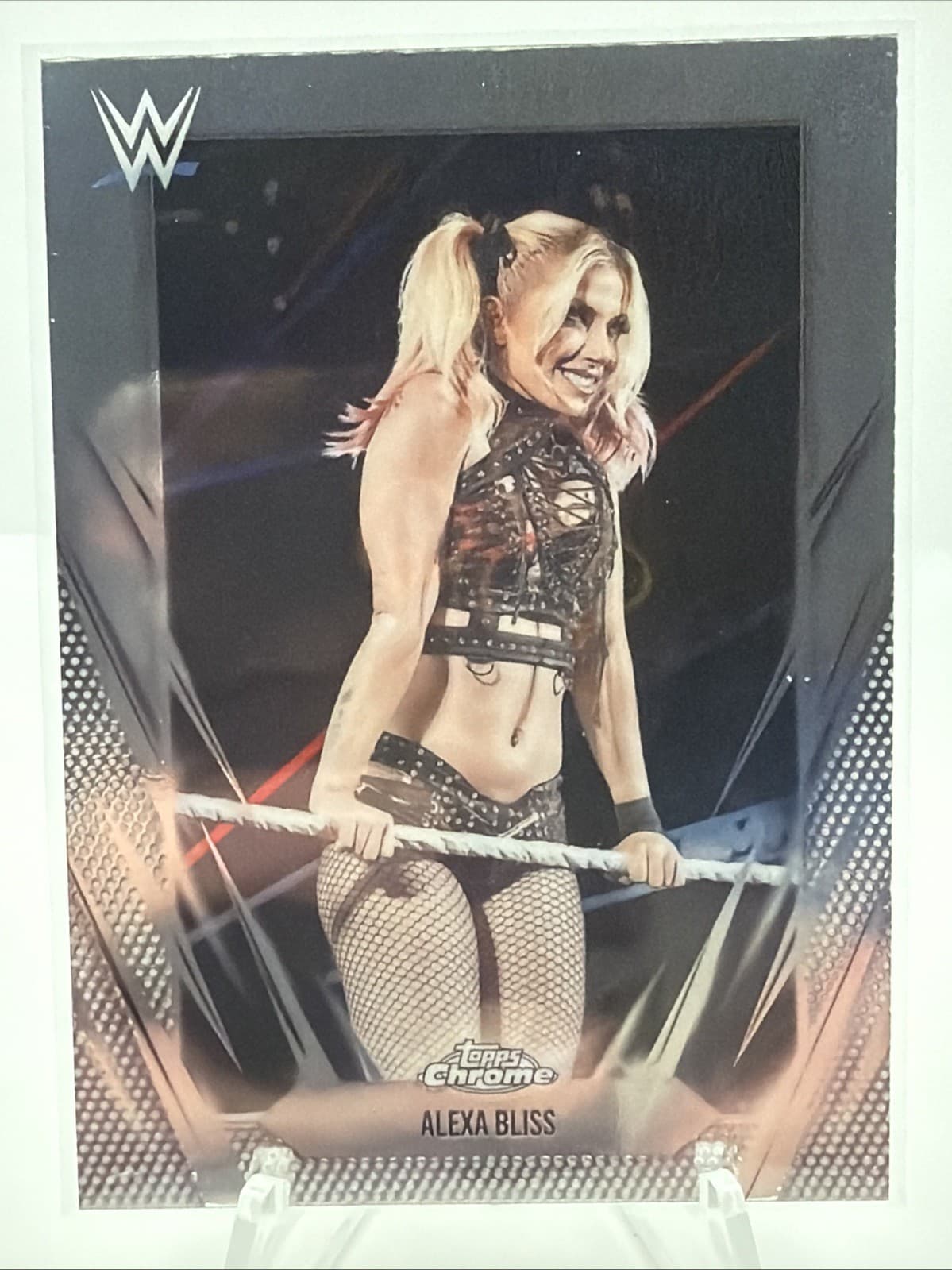 Alexa Bliss 2026 topps Topps Chrome WWE Gold Geometric Refractor