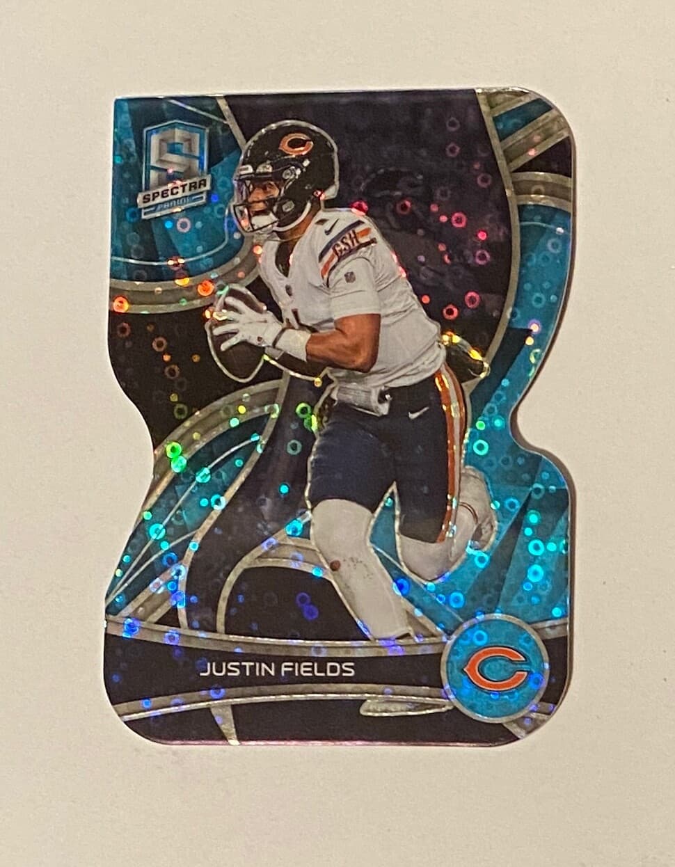 Spectra Justin Fields 2022 Panini 2022 Panini blue-neon